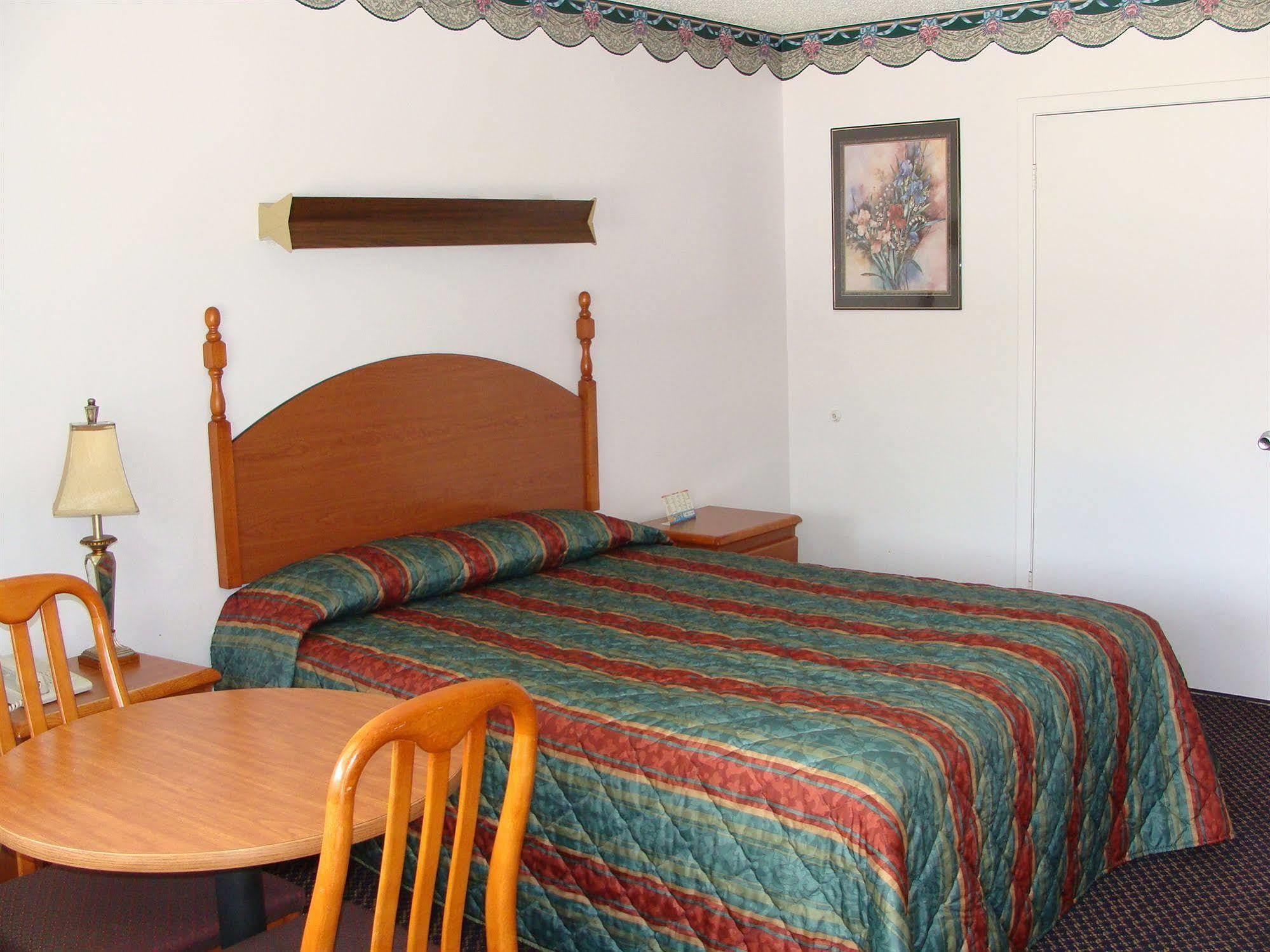 Colonial Inn Hammond Luaran gambar